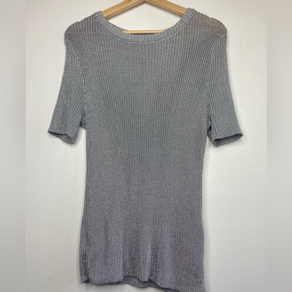 Metallic Silver Ribbed Short Sleeve Slinky Top Size Medium